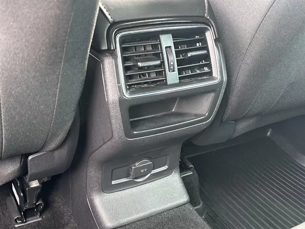 Škoda Karoq 1.5 TSI DSG Fresh - foto 28