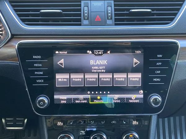 Škoda Superb Combi 2.0 TDI 4x4 DSG Scout - foto 14