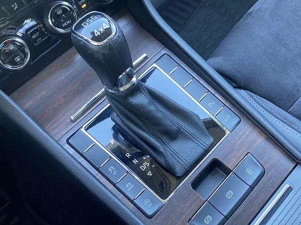 Škoda Superb Combi 2.0 TDI 4x4 DSG Scout - foto 18