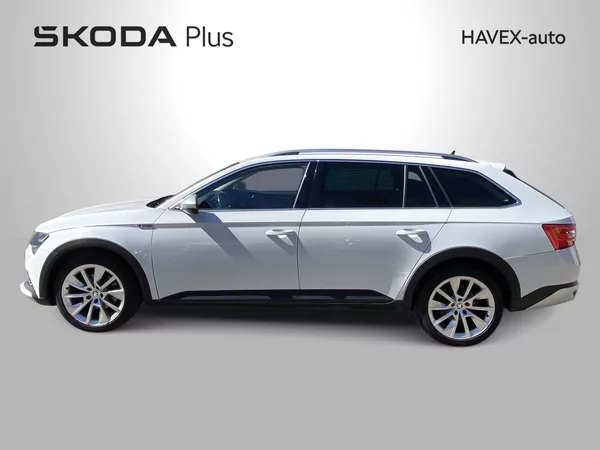 Škoda Superb Combi 2.0 TDI 4x4 DSG Scout - foto 3