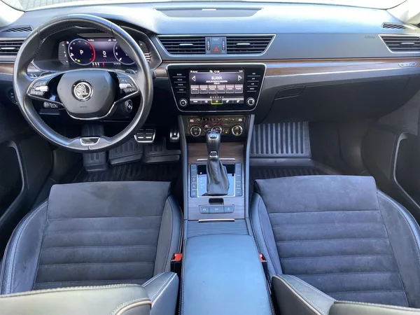 Škoda Superb Combi 2.0 TDI 4x4 DSG Scout - foto 5