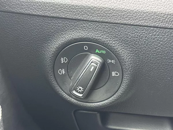 Škoda Superb 1.5 TSI Sportline - foto 16