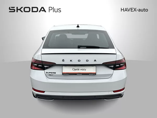 Škoda Superb 1.5 TSI Sportline - foto 29