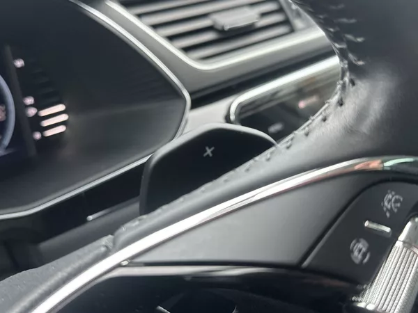 Škoda Superb Combi 2.0 TDI 4x4 DSG L&K - foto 21