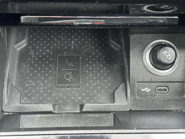 Škoda Superb Combi 2.0 TDI 4x4 DSG L&K - foto 23