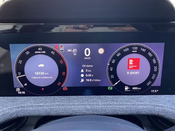 Škoda Superb 2.0 TDI DSG Selection - foto 11
