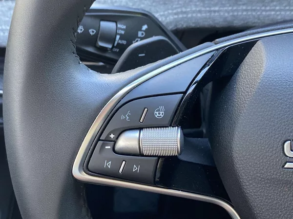 Škoda Superb 2.0 TDI DSG Selection - foto 22