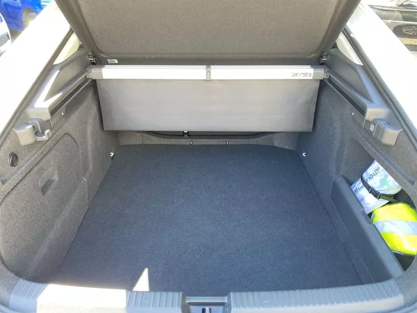 Škoda Superb 2.0 TDI DSG Selection - foto 30