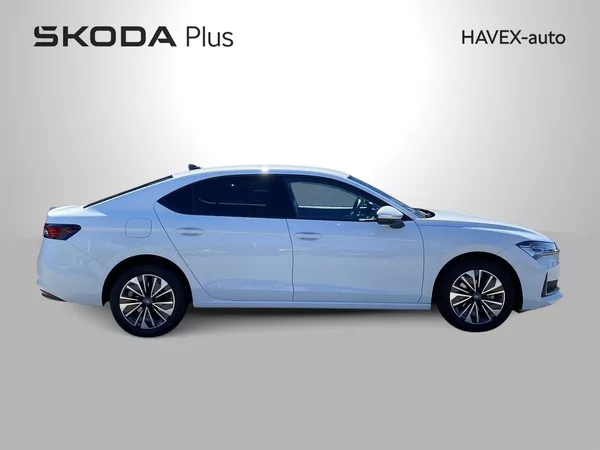 Škoda Superb 2.0 TDI DSG Selection - foto 33