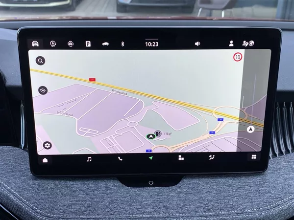 Škoda Superb Combi 1.5 TSI DSG Selection - foto 13