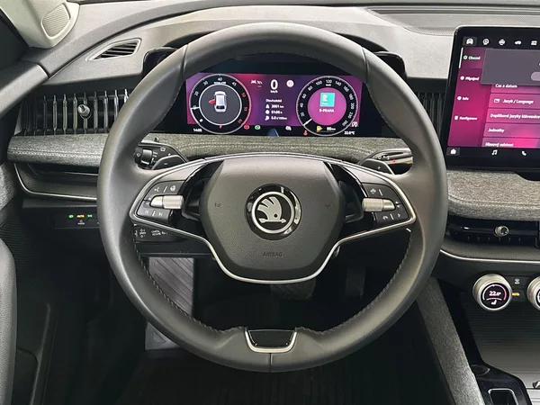 Škoda Superb Combi 2.0 TDI DSG SELECTION - foto 19