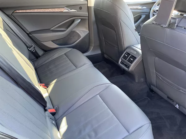 Škoda Superb 2.0 TDI 4x4 DSG L&K - foto 10