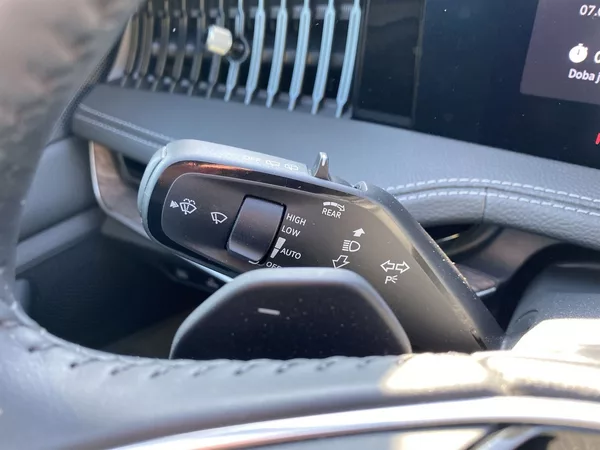 Škoda Superb 2.0 TDI 4x4 DSG L&K - foto 25