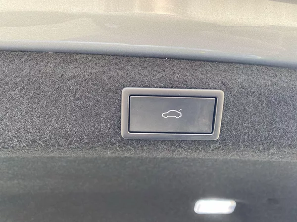 Škoda Superb 2.0 TDI 4x4 DSG L&K - foto 31