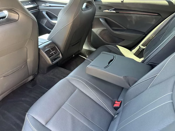 Škoda Superb 2.0 TSI 4x4 DSG Sportline - foto 7