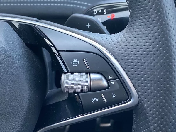 Škoda Superb Combi 2.0 TDI 4x4 DSG Sportlin - foto 30