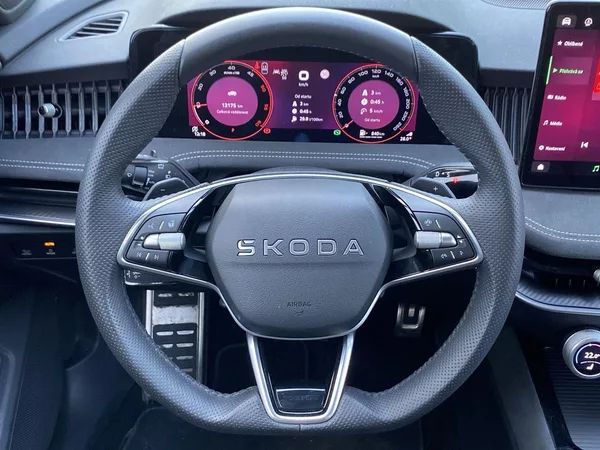 Škoda Superb Combi 2.0 TDI 4x4 DSG Sportlin - foto 9