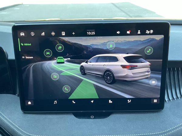 Škoda Superb Combi 2.0 TDI 4x4 DSG Sportlin - foto 16