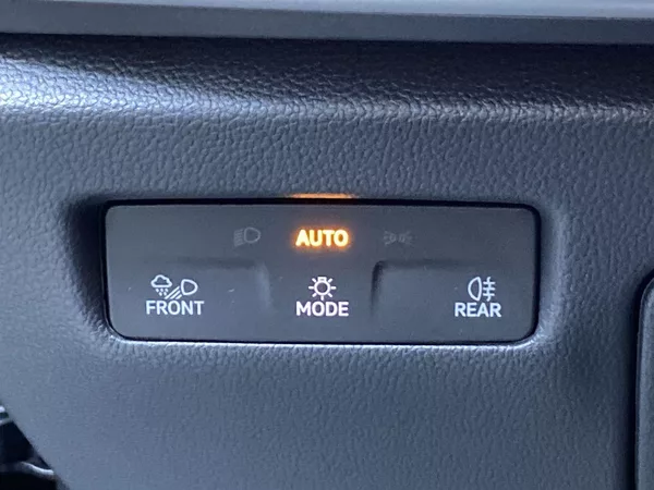 Škoda Superb Combi 2.0 TDI 4x4 DSG Sportlin - foto 19