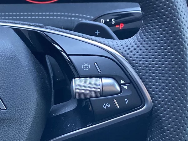 Škoda Superb Combi 2.0 TDI 4x4 DSG Sportlin - foto 25