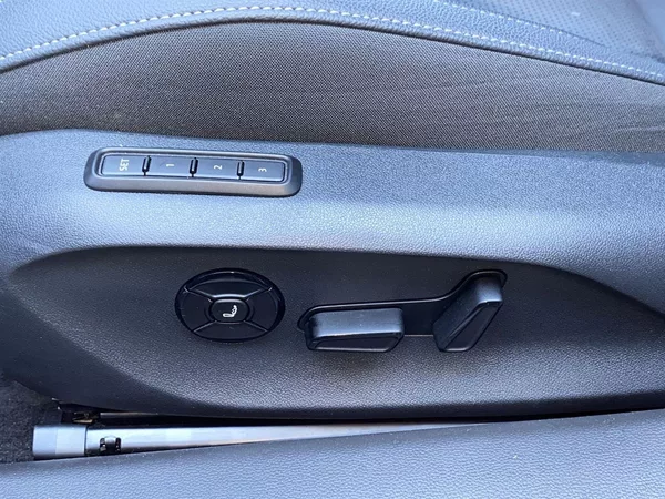 Škoda Superb Combi 2.0 TDI 4x4 DSG Sportlin - foto 30