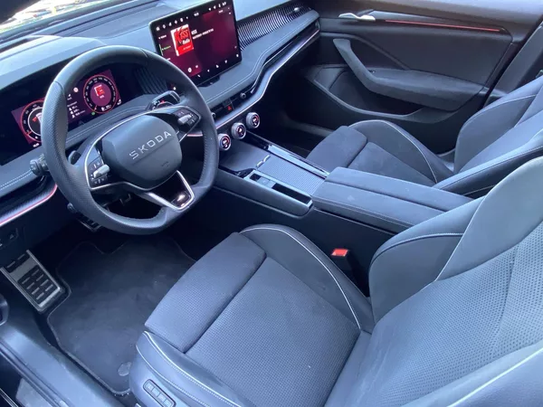 Škoda Superb Combi 2.0 TDI 4x4 DSG Sportlin - foto 6