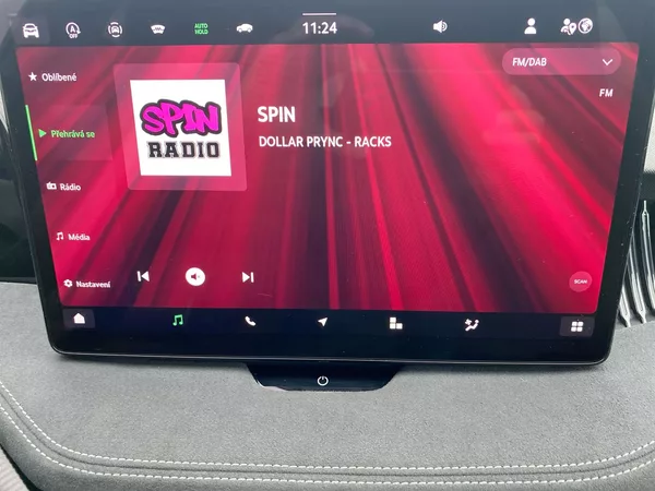 Škoda Superb Combi 2,0 TDI 4x4 DSG Sportlin - foto 14