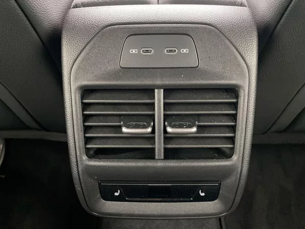 Škoda Superb Combi 2,0 TDI 4x4 DSG Sportlin - foto 20