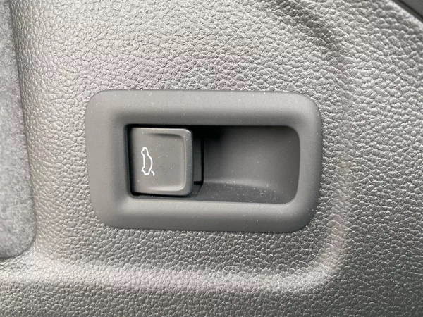 Škoda Superb Combi 2,0 TDI 4x4 DSG Sportlin - foto 22