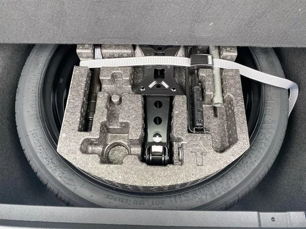 Škoda Superb Combi 2,0 TDI 4x4 DSG Sportlin - foto 30