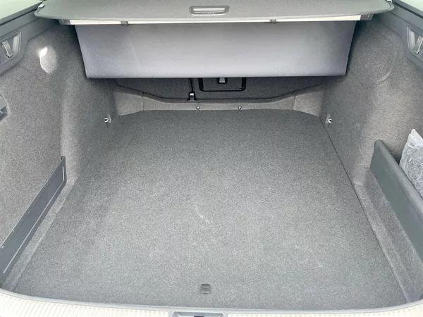 Škoda Superb Combi 2,0 TDI 4x4 DSG Sportlin - foto 31