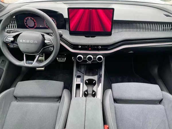 Škoda Superb Combi 2,0 TDI 4x4 DSG Sportlin - foto 5