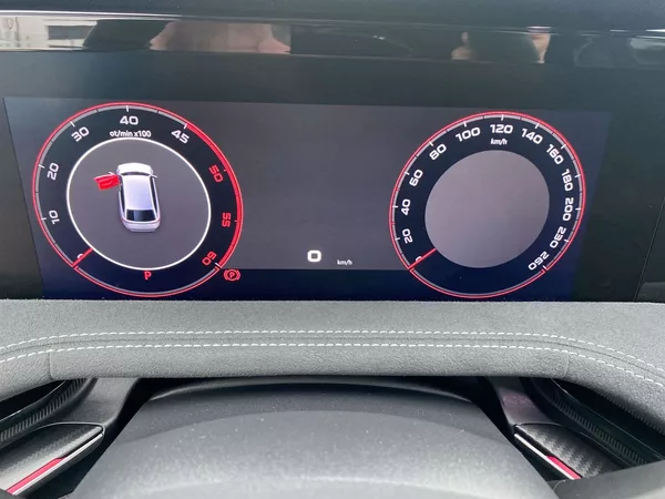 Škoda Superb Combi 2,0 TDI 4x4 DSG Sportlin - foto 7
