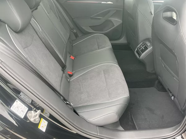 Škoda Superb Combi 2,0 TDI 4x4 DSG Sportlin - foto 13