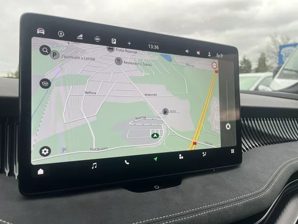 Škoda Superb Combi 2,0 TDI 4x4 DSG Sportlin - foto 14