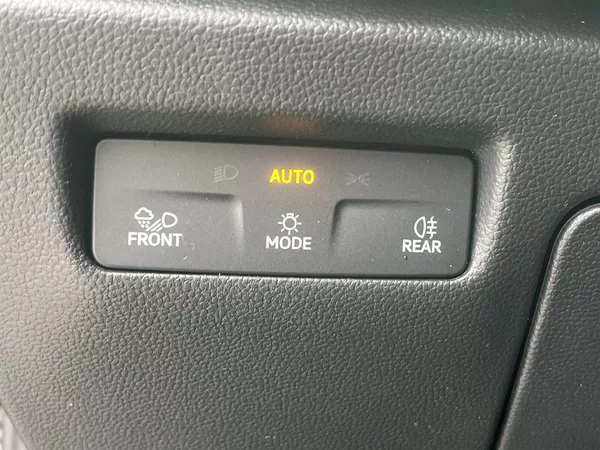 Škoda Superb Combi 2,0 TDI 4x4 DSG Sportlin - foto 18