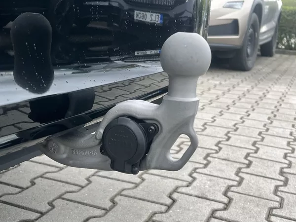 Škoda Superb Combi 2,0 TDI 4x4 DSG Sportlin - foto 26