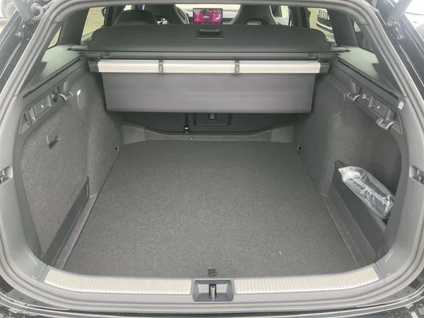 Škoda Superb Combi 2,0 TDI 4x4 DSG Sportlin - foto 30