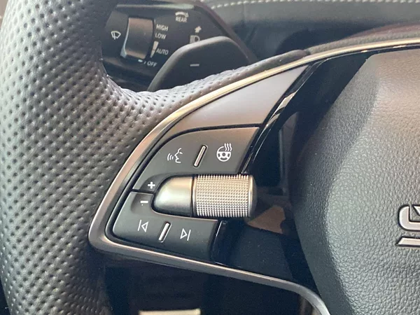 Škoda Superb Combi 2,0 TDI 110 kW DSG Sport - foto 12