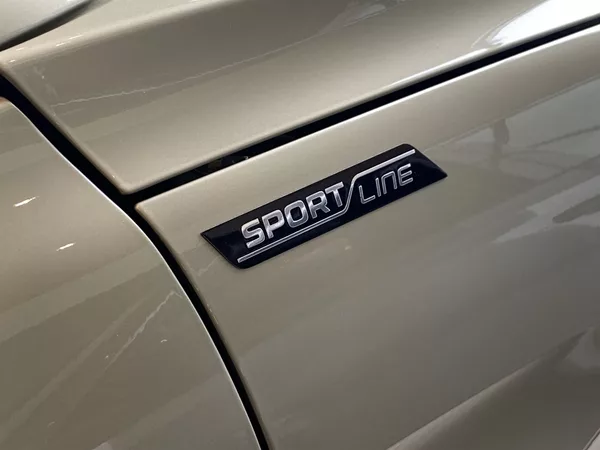 Škoda Superb Combi 2,0 TDI 110 kW DSG Sport - foto 23