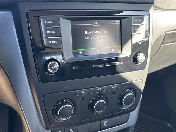 Škoda Yeti 2.0 TDI 4x4 Active - foto 14