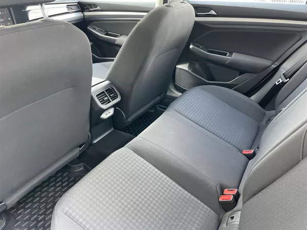 Volkswagen Bora E- 100 kW DSG - foto 8