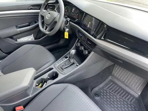 Volkswagen Bora E- 100 kW DSG - foto 9