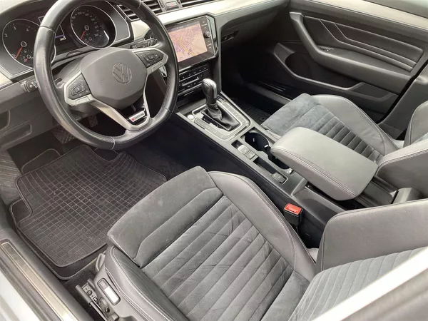 Volkswagen Passat Variant 2.0 TDI DSG 4Motion - foto 6