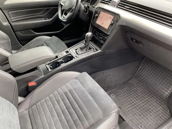 Volkswagen Passat Variant 2.0 TDI DSG 4Motion - foto 8