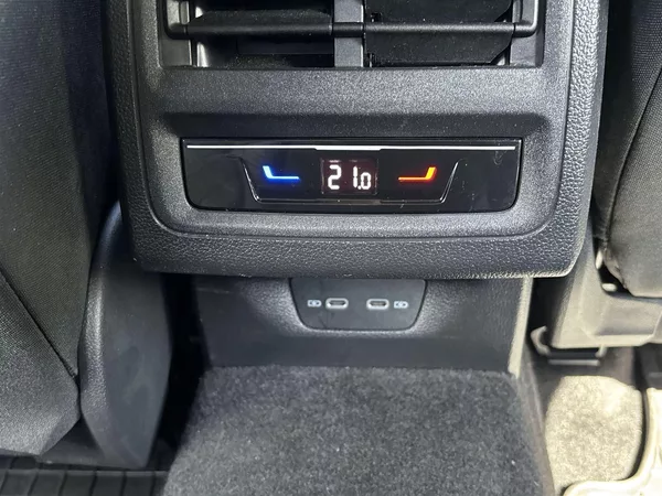 Volkswagen Golf Variant 1.5 TSI Style - foto 24