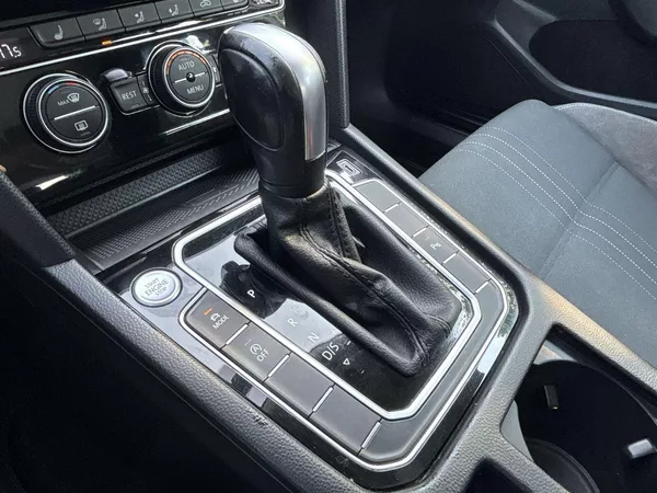 Volkswagen Passat Variant 2.0 TDI 4Motion DSG Al - foto 16