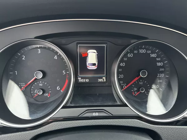 Volkswagen Passat Variant 2.0 TDI DSG Business - foto 6