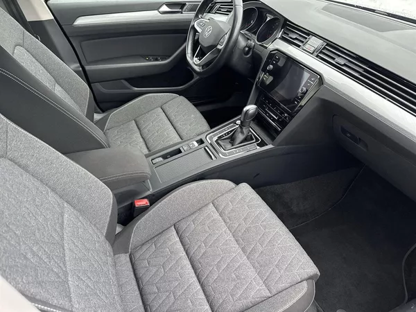 Volkswagen Passat Variant 2.0 TDI DSG Business - foto 9