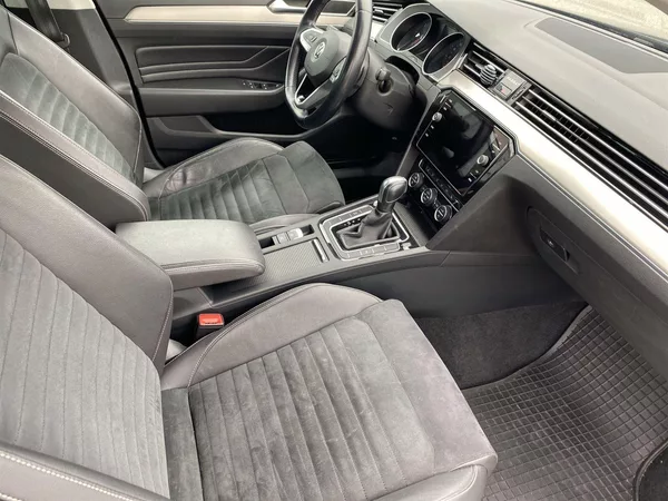 Volkswagen Passat 2.0 TDI DSG - foto 10